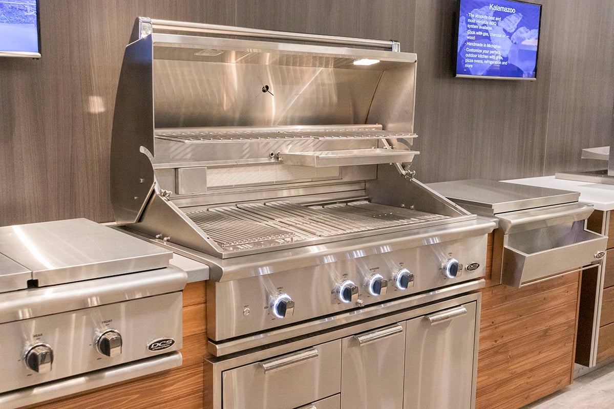 Lynx Vs. DCS Professional BBQ Grills (Reviews/Ratings/Prices)